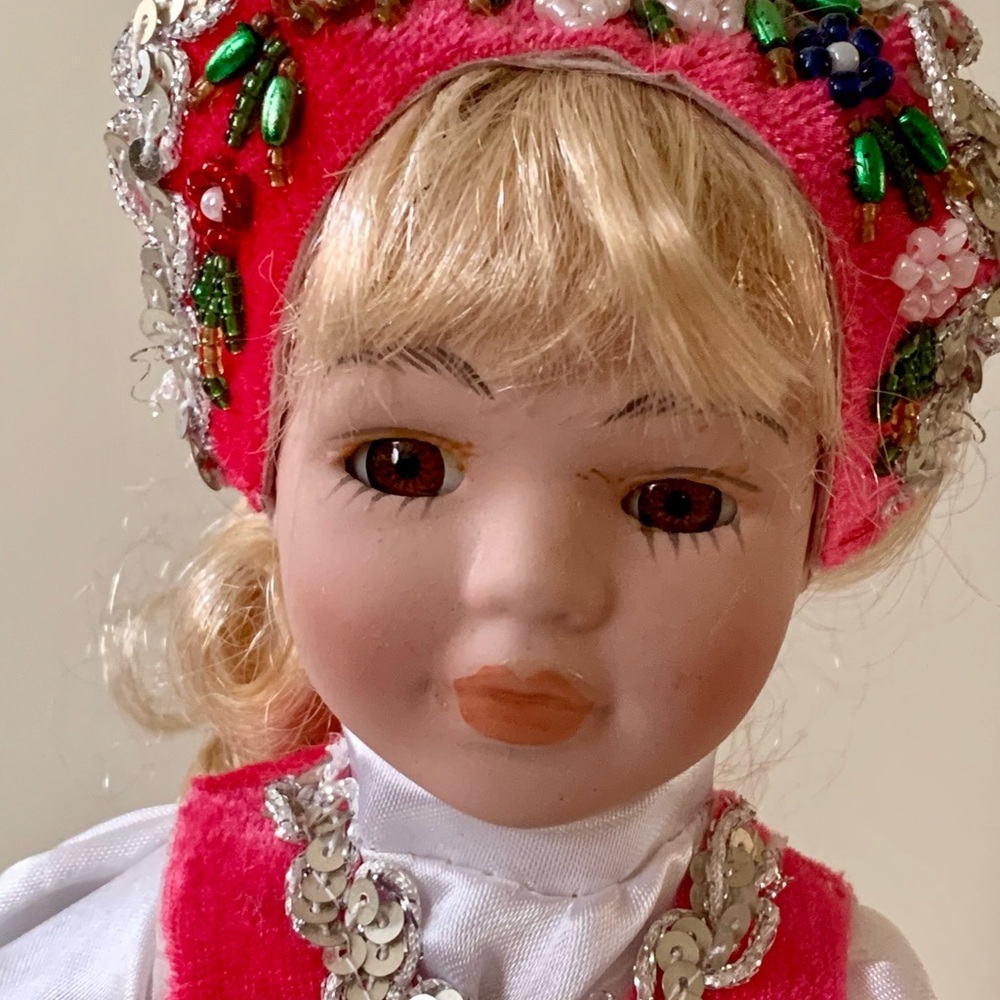 Porcelain Doll - Picture 2 of 11